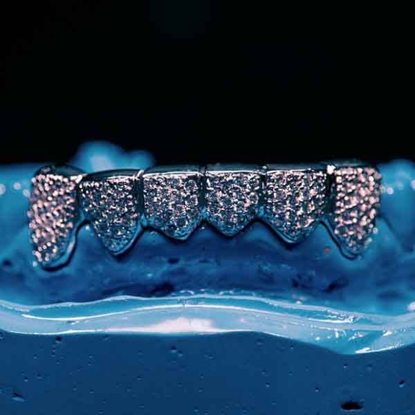 Grillz 6x Cravejado Prata