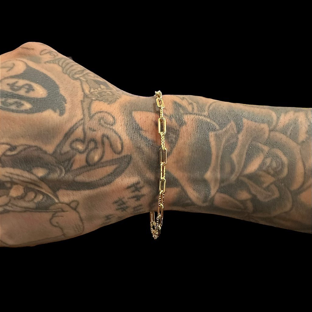 PULSEIRA CARTIER TIJOLINHO DESENHADA 3MM - BANHADO A OURO 18K - Imagem 2