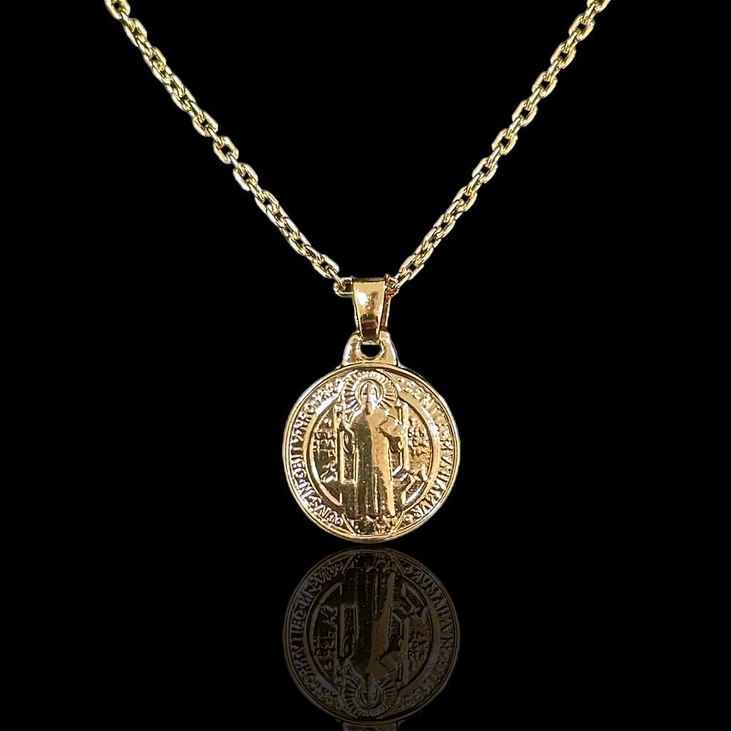 PINGENTE MEDALHA SÃO BENTO - BANHADO A OURO 18K