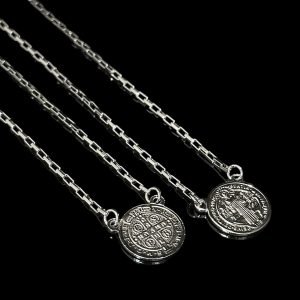 ESCAPULARIO - MEDALHA SÃO BENTO - 60CM - BANHADO A OURO BRANCO