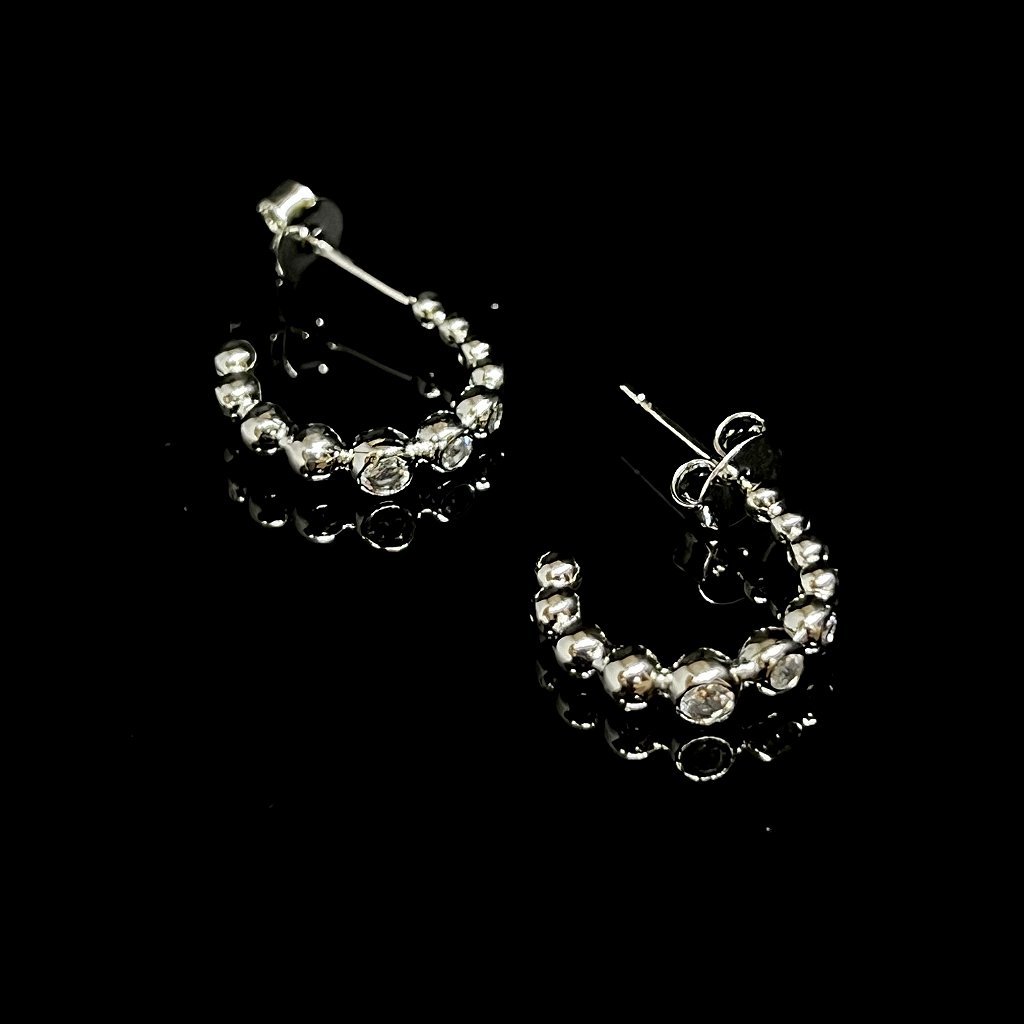 BRINCO BOLINHA -CRAVEJADO ZIRCONIA - BANHDO A OURO BRANCO