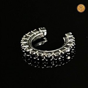 PIERCING CRAVEJADO ZIRCONIA PRETA - BANHADO A OURO NEGRO