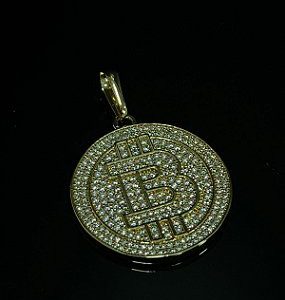 PINGENTE BITCOIN - CRAVEJADO ZIRCONIA - BANHADO A OURO 18K