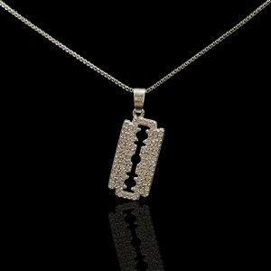 PINGENTE LAMINA CRAVEJADA - BANHADO A OURO BRANCO