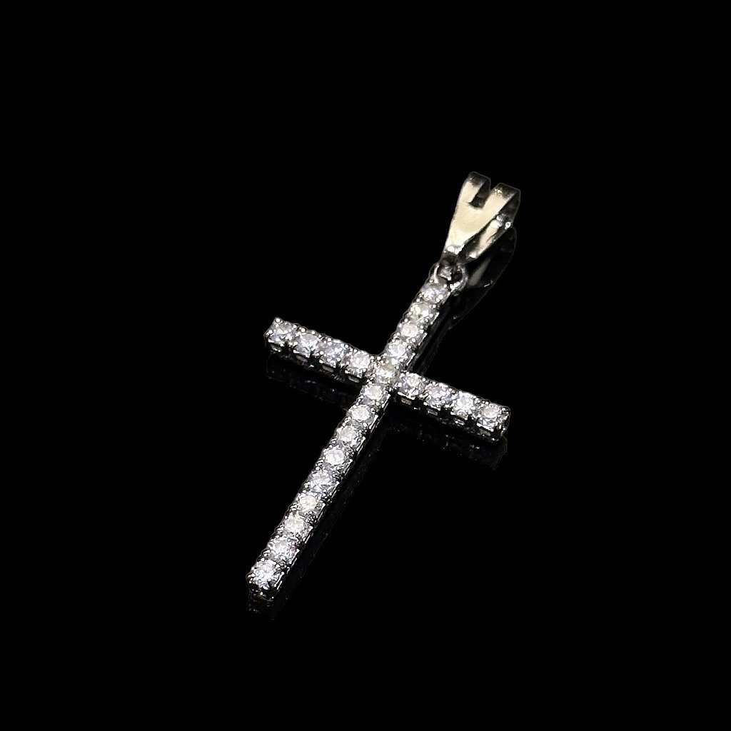 PINGENTE CRUCIFIXO CRAVEJADO - BANHADO A OURO BRANCO - Imagem 2