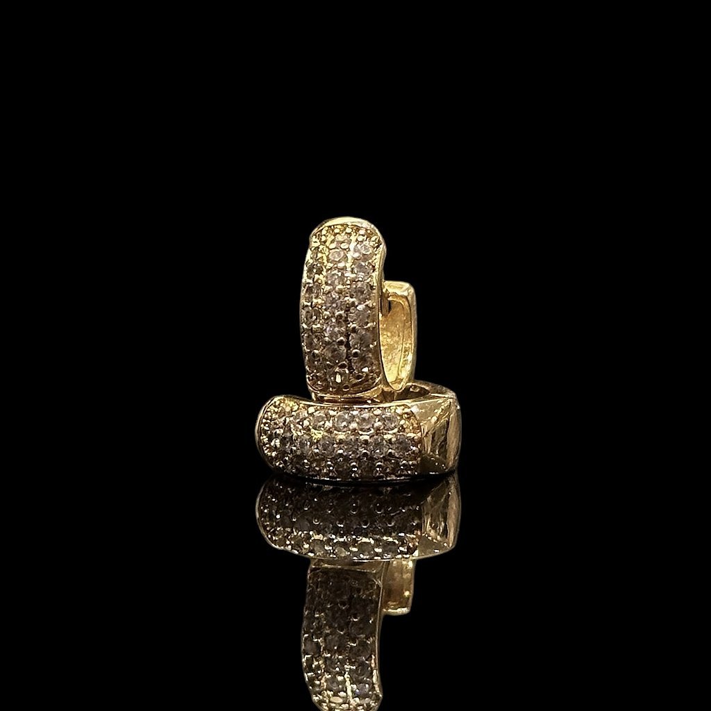 BRINCO ARGOLA REDONDA 5MM CRAVEJADO ZIRCONIA - BANHADO A OURO 18K